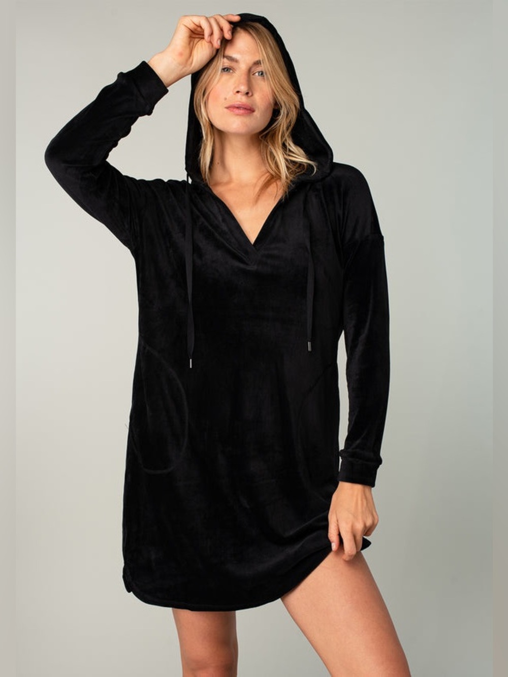 Lovestitch / Black Hooded Velour Mini Dress/Tunic - Sz. M - NWT
